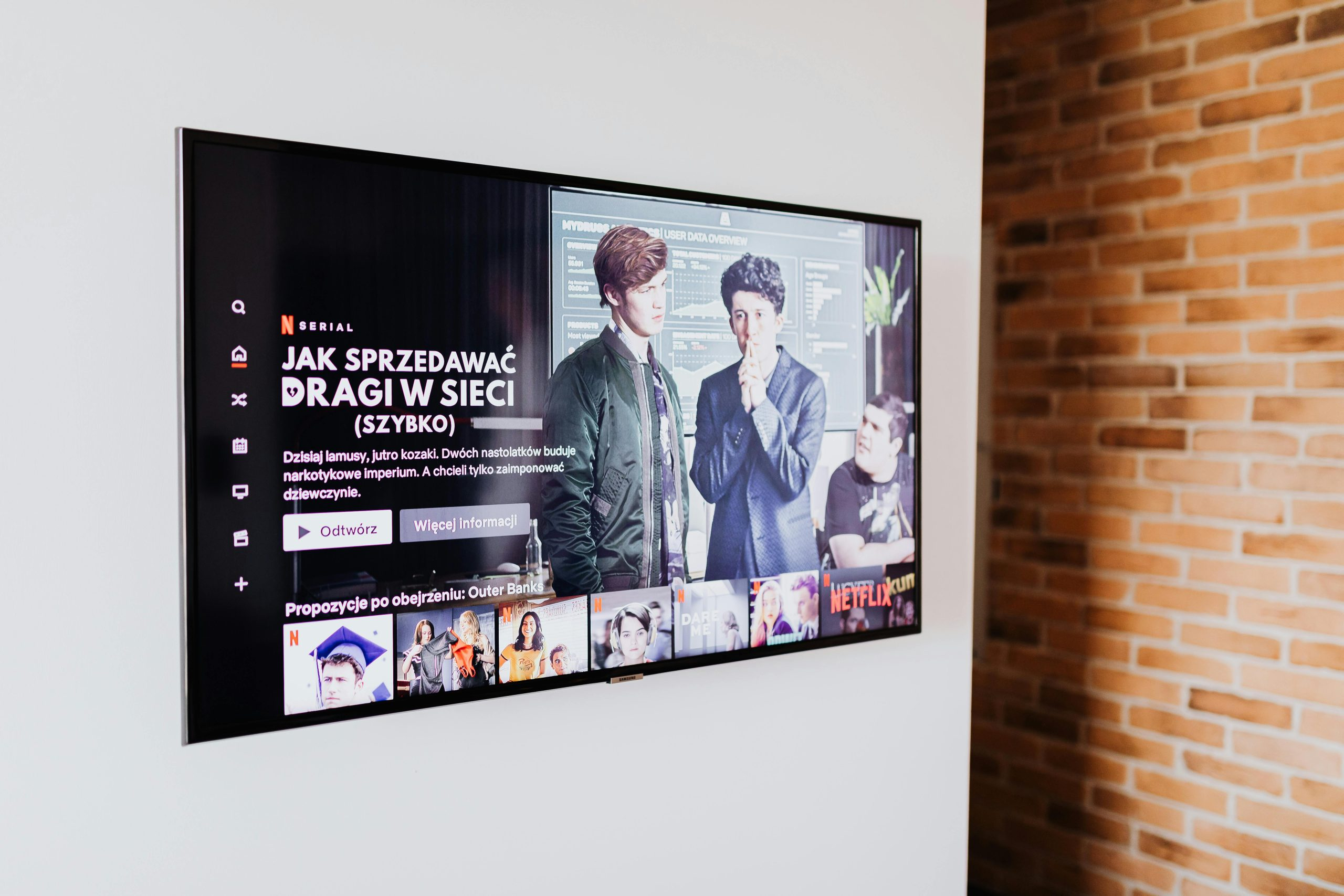 Mini Projectors Turning Any Wall Into a Movie Screen