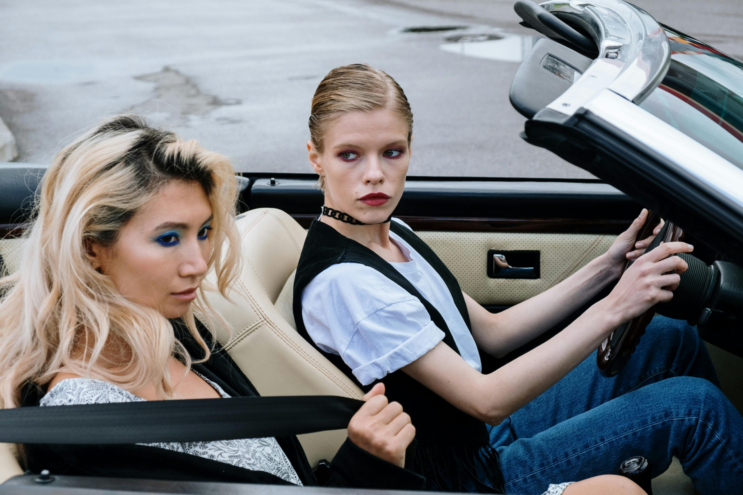 The Best Car Technologies for Young Drivers