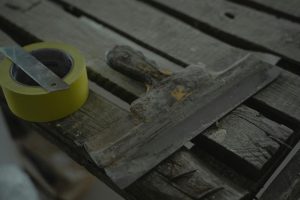 Upcycling workshops and DIY customization back in style