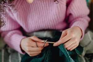 Exploring handmade jewelry at seasonal craft fairs