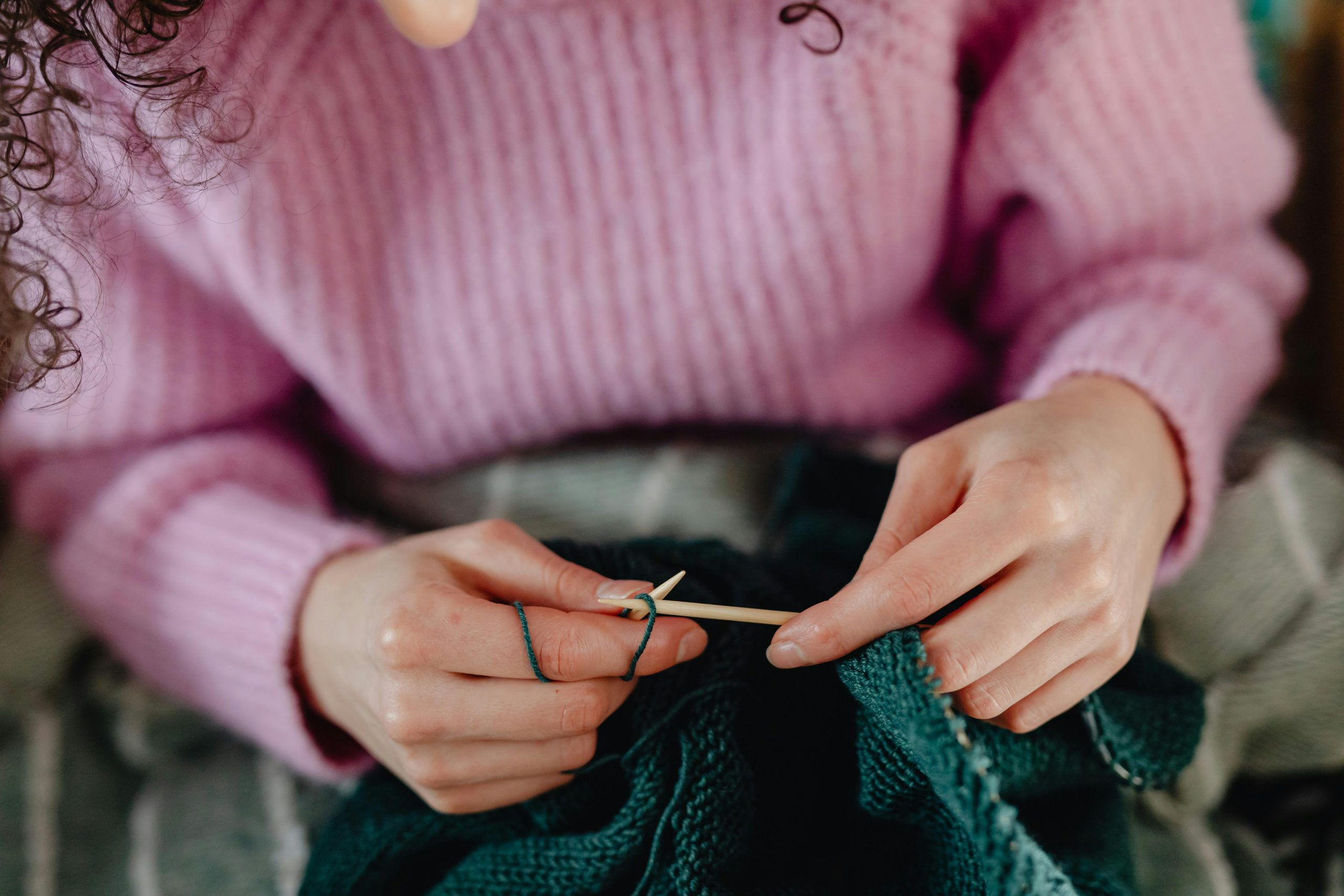 Exploring handmade jewelry at seasonal craft fairs