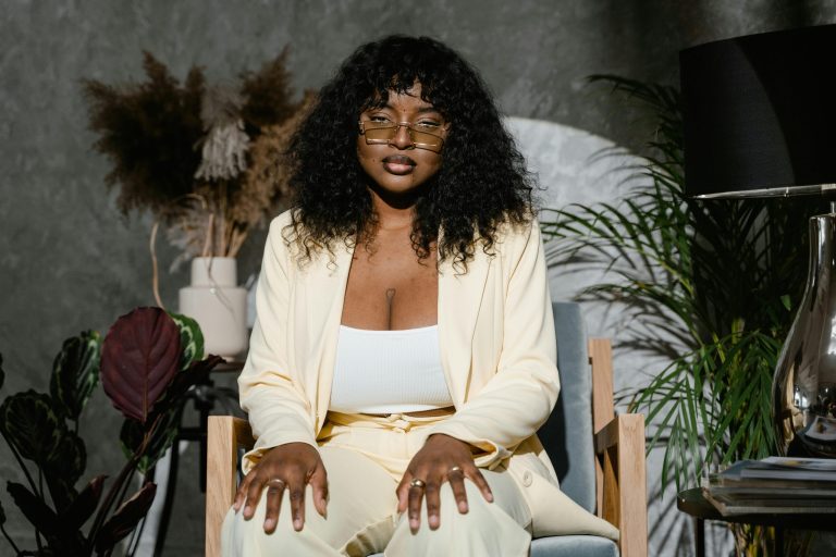 Smart Glasses That Blend Fashion With Augmented Reality