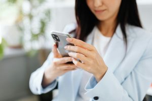 Compact Photoprinters That Connect Straight to Smartphones