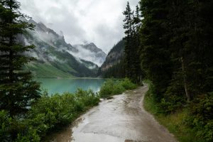 Hiking Routes With Secret Swimming Spots Along the Way